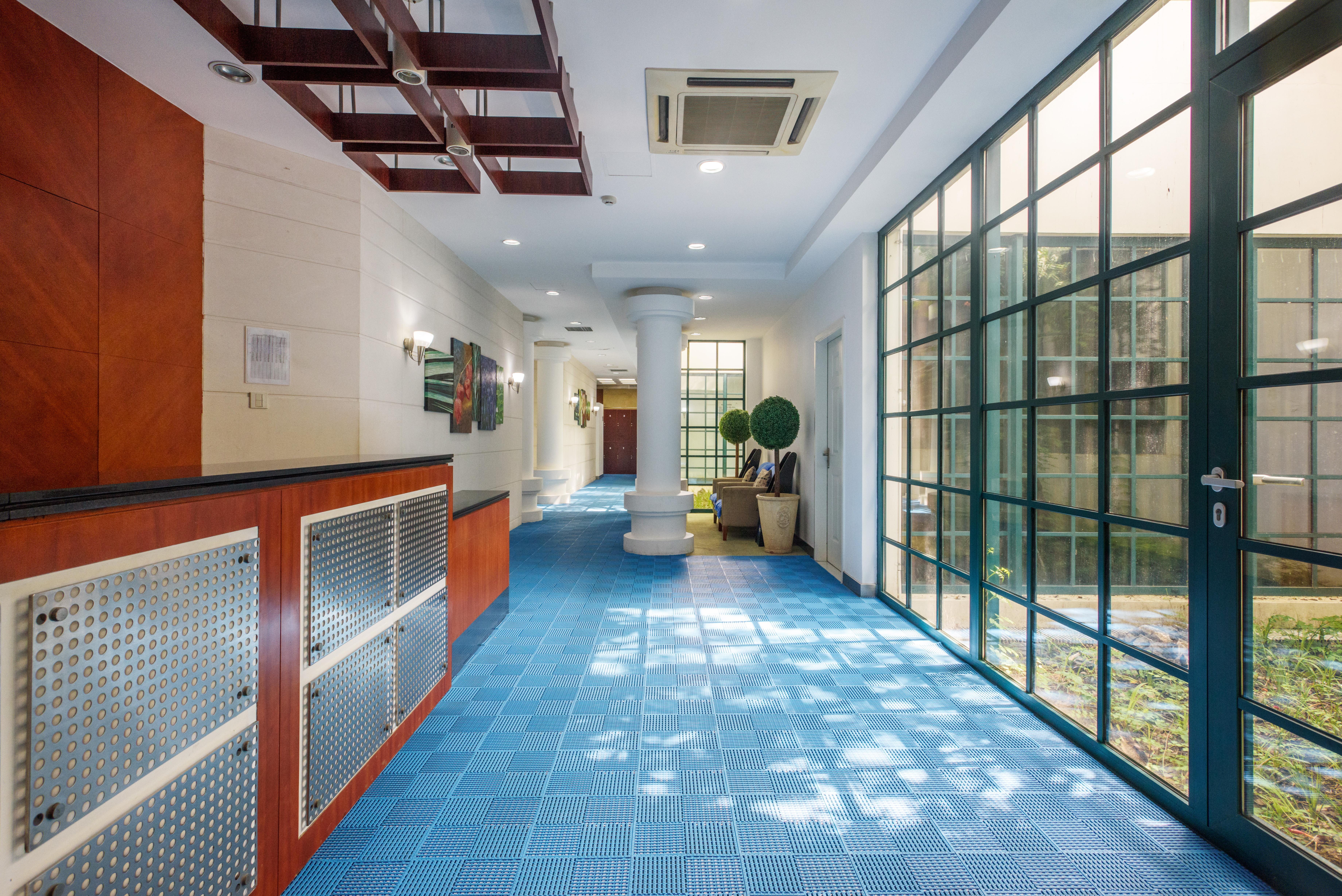 Hong Qiao State 5*