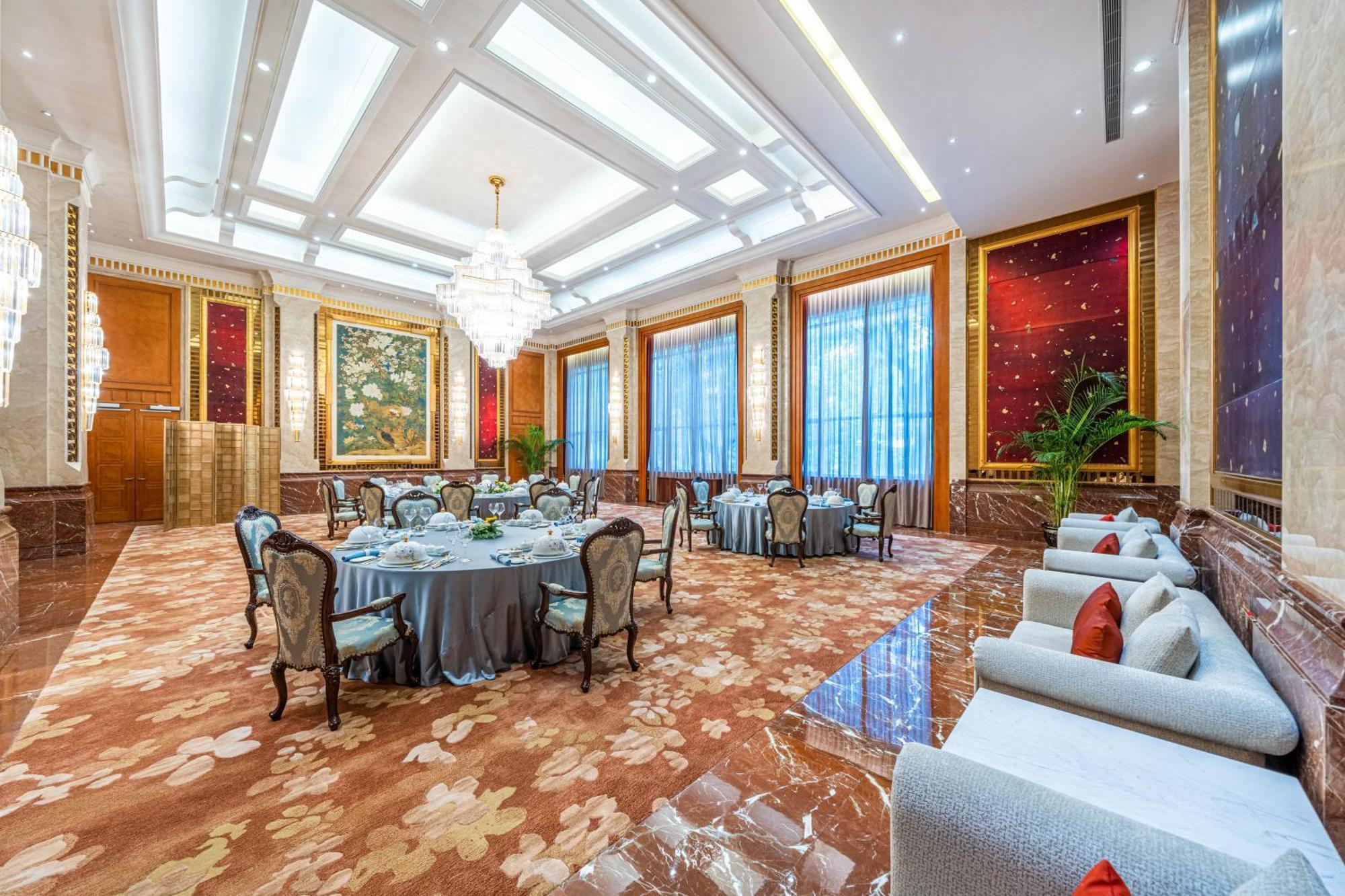 Hotel Hong Qiao State