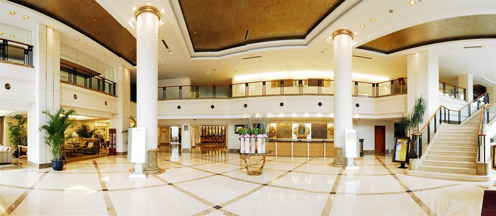 Hong Qiao State 5*